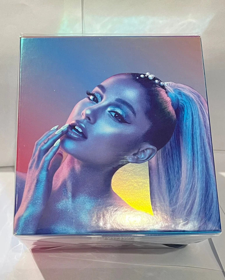 Ariana Grande Cloud Eau de Parfum Spray 3.4 oz (100ml) for Women – New in Box